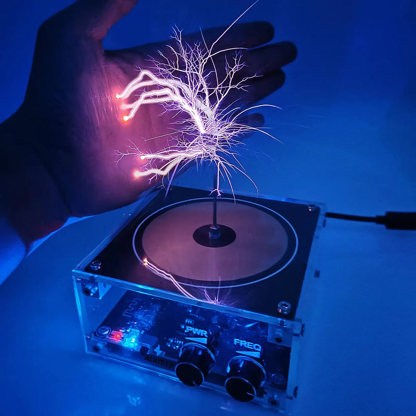 ALKISTA Tesla Coil Musical Speaker Plasma Storm Cool Desktop Gadgets Electric Toys Bobina De Tesla Electrica Artificial Lightning Science Physical Toy Model